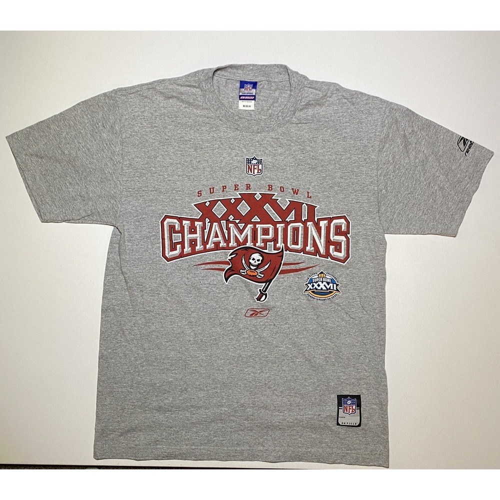 Reebok Super Bowl XXXVII 37 Champions NFL On Field Tee Shirt Medium Tampa Bay